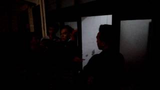 Tangis Pecah Saat Ibu Rafika Korban Pembunuhan Tiba di RS Bhayangkara