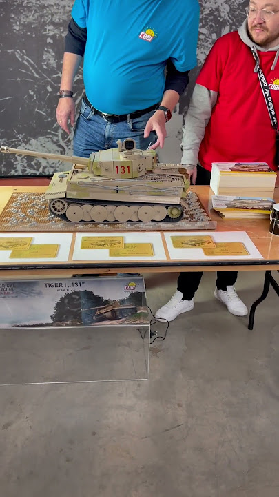 The new tiger 131 1:12 wow #tankmuseum #cobi