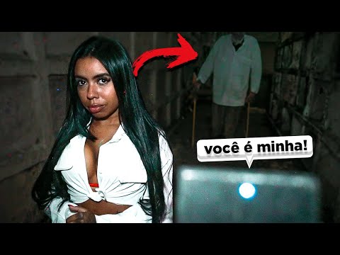 Garota Do Job É Assombrada Pelo Espírito De Um Cliente Que Morreu!