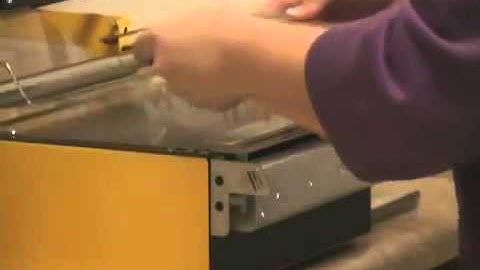 Easy usage of the overwrapping machine ADR Speedstar 1