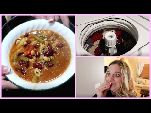 Housewife Shenanigans, Freezing Minestrone Soup
