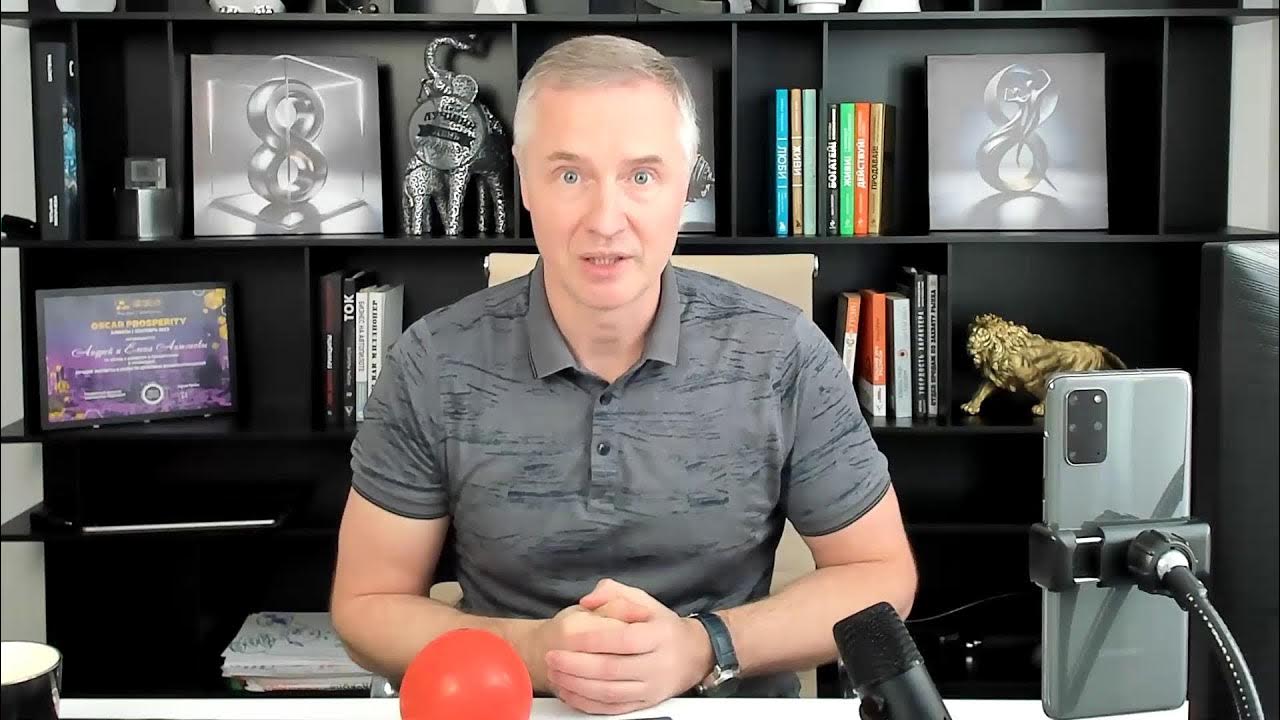 Чен, стив (компьютерный инженер). Создатель ютуба. Стив чен чад хёрли джавед. Кто делал ютуб. Лицо создателя ютуба.