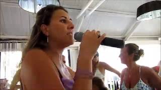 VARIOS FAMOSAS CANCIONES  POP En Vivo Chiringuito  BIKINI BAR ESTEPONA 2017 mp4