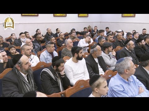 כיצד מצליחים בחינוך הילדים? 👨‍👩‍👧‍👦 רגע של אור עם הרב ישראל אברג'ל