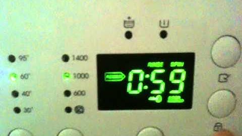 Zanussi ZWG1140M Video Review
