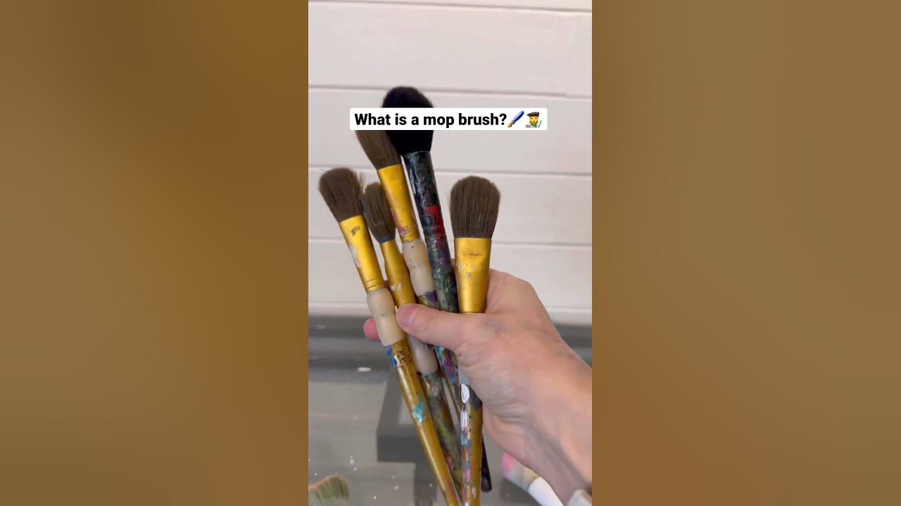 What is a mop brush? 🖌️👩‍🎨 #art #painting #paintbrush #makeupbrushes  #artist #artsandcrafts #diy 