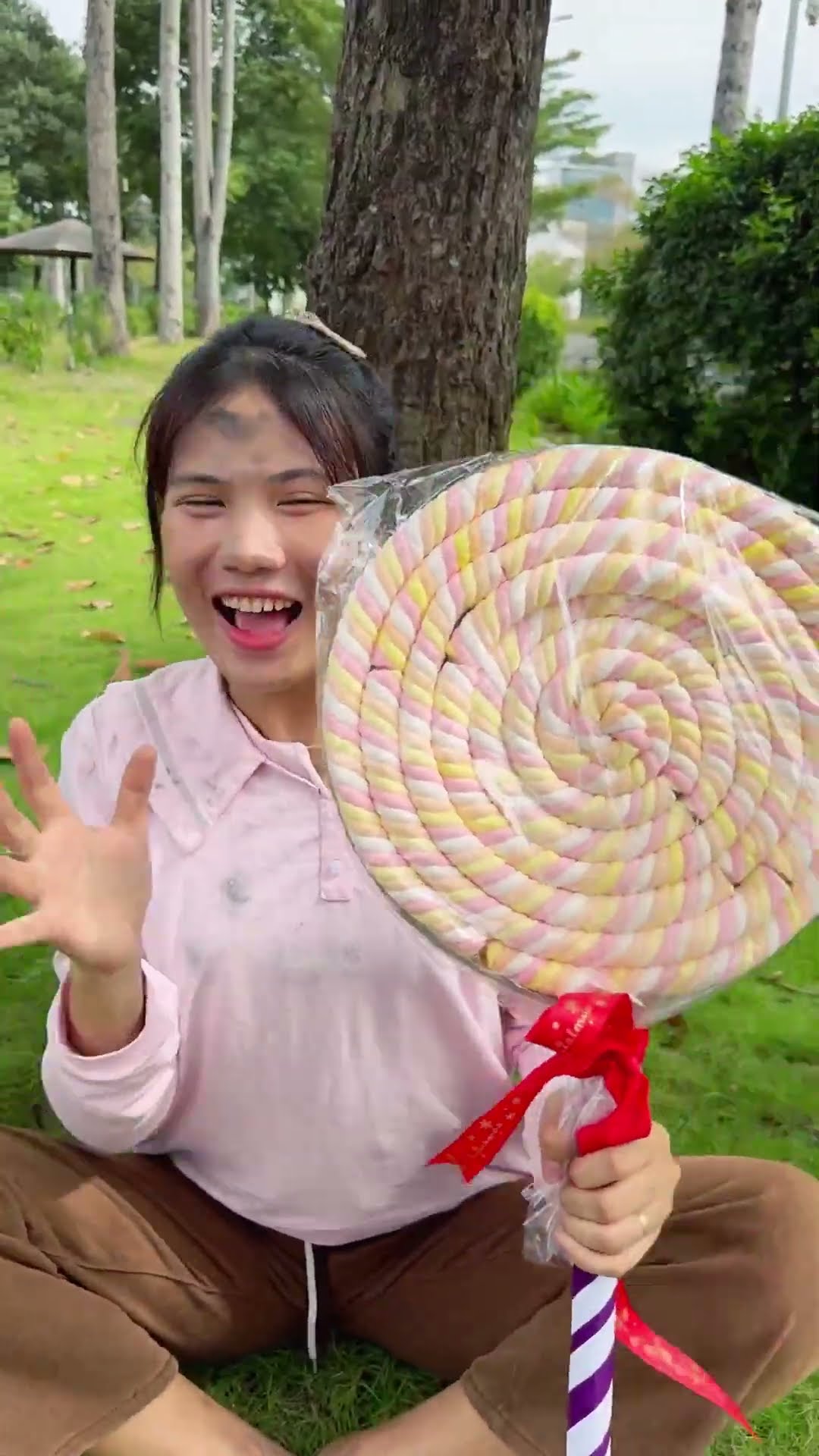 SH - Ông Già Noel, Người bạn xấu và cô gái tội nghiệp || Good Santa vs Poor Girl #shorts