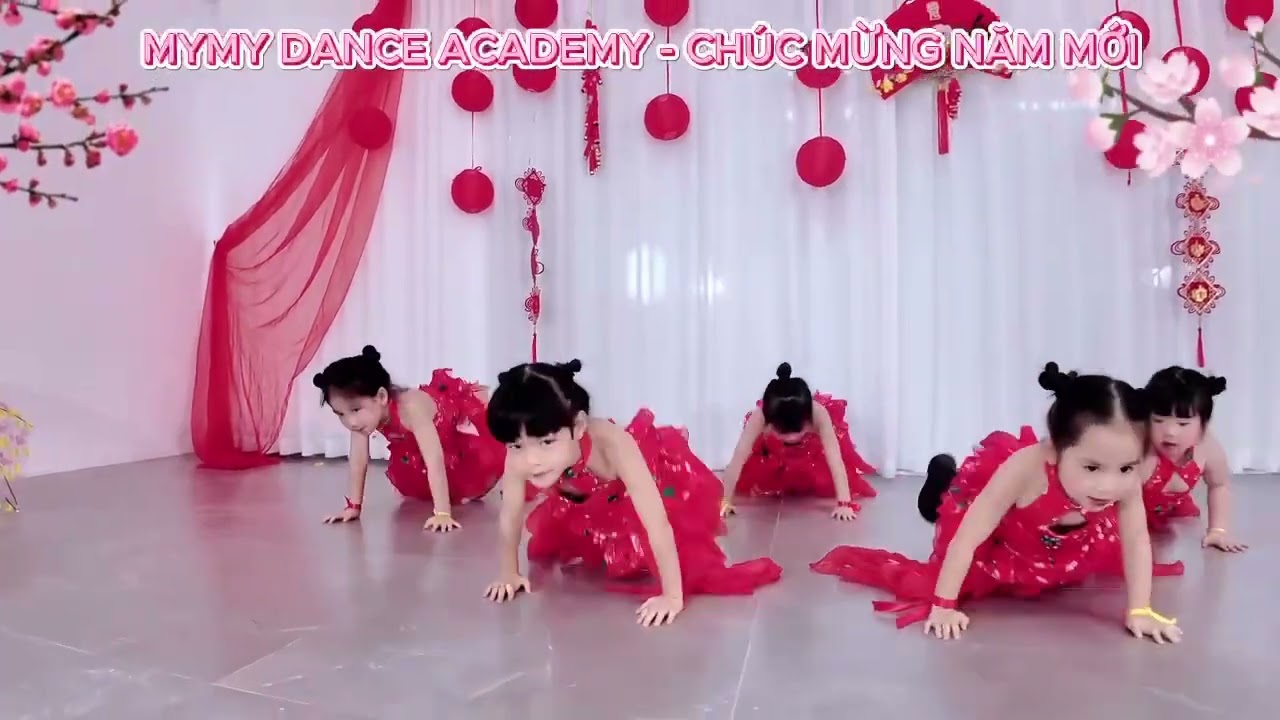 Nụ cười xuân- Lê Cốm