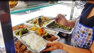 Video FHD: Cận cảnh quán cơm chay chỉ 5k đầy tình người giữa Sài Gò...