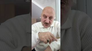 Famous Anupam Kher shared his heartfelt condolences to his dear friend Satish Shah Profile