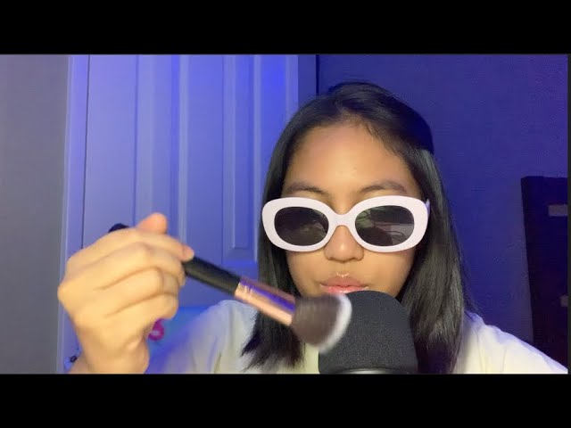 ASMR Mic Brushing in 1 minute 🌸