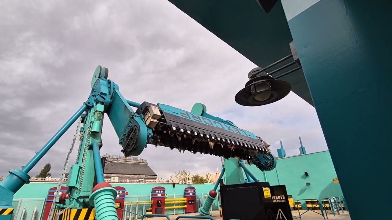 The ACTUAL worst HUSS Top Spin cycle ever (Invertatron @ Parque Warner)