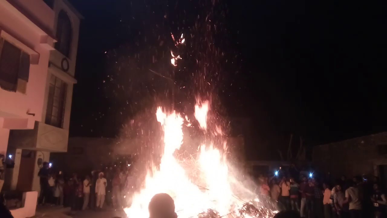 Holika dahan bhatewar 1March2018 - YouTube