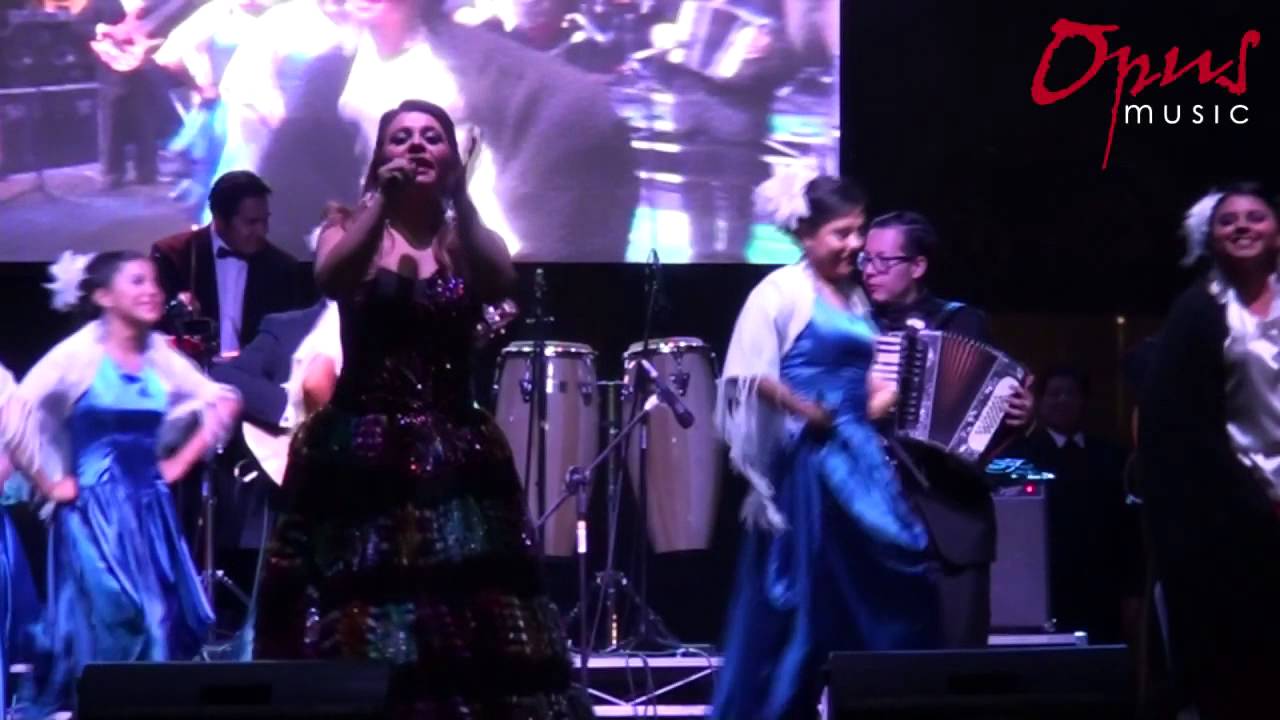 DOCUMENTAL ROBERTO ZUMBA 50 AÑOS OPUS MUSIC MP4 VIDEO