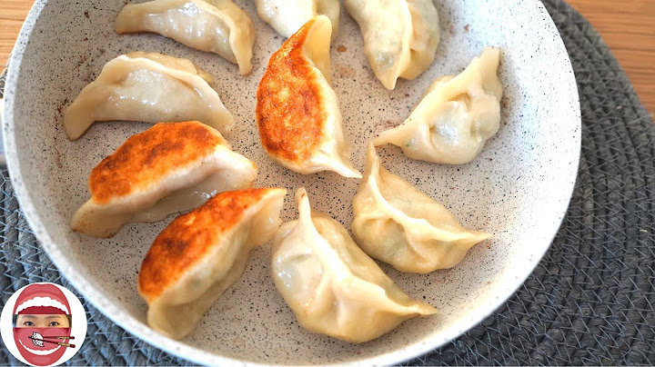 Gyozas au poulet - Raviolis grillés 🥟 pâte + farce + cuisson de A à Z- ChinaKitchenEva