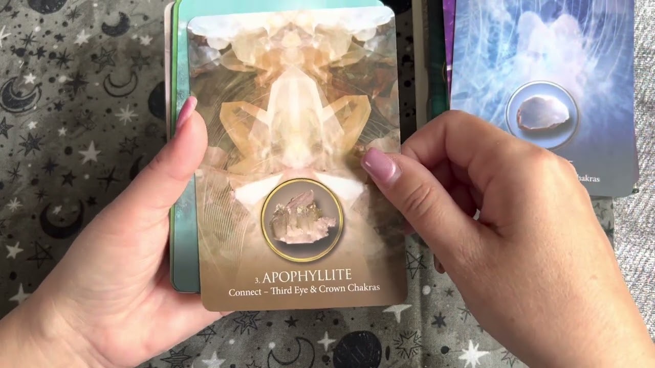 Eternal Crystals Oracle, Flip Through / Crystals