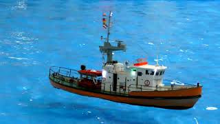 Ship // RC Model Ships in the Pool // Schiff // RC Modellbauschiffe im Pool // Intermodellbau
