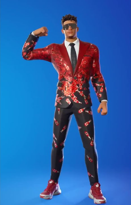 Which outfit suits Patrick Mahomes better? @fortnite