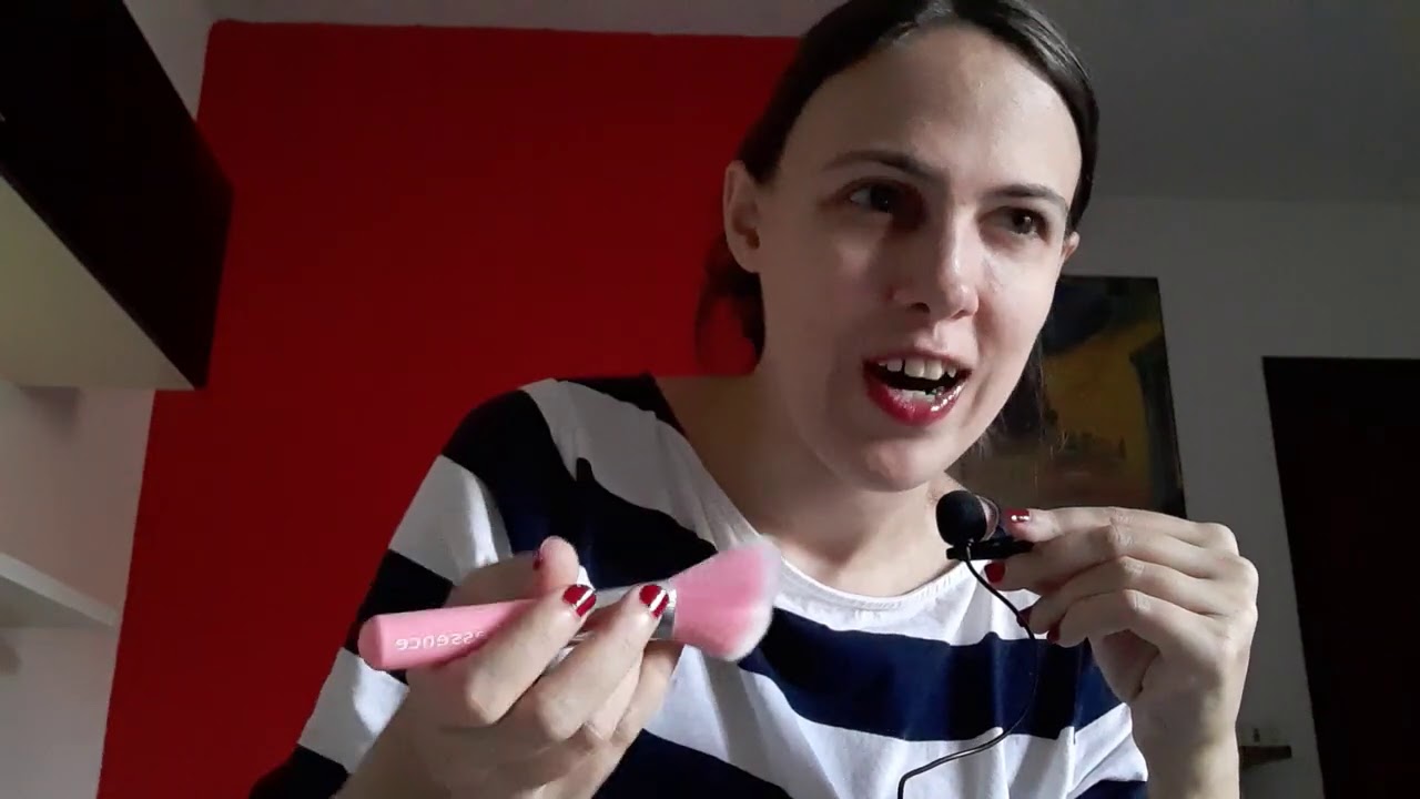camera brushing e chiacchiere richiesto asmr ita