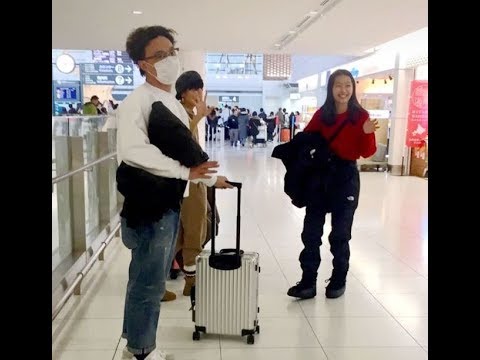 陳奕迅日本無奈被捕獲　14歲高個女甜笑救場