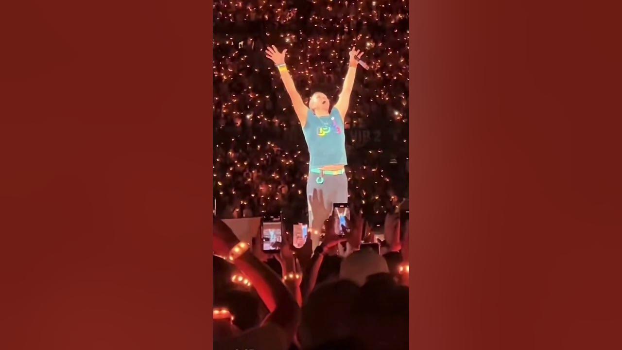Coldplay Live in Concert, Fix You #coldplaylive #fixyou #coldplayconcert #chrismartin