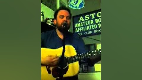 Head Rolls Off - Frightened Rabbit