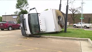 Powerful storm slams Sioux Falls, S.D.; no deaths