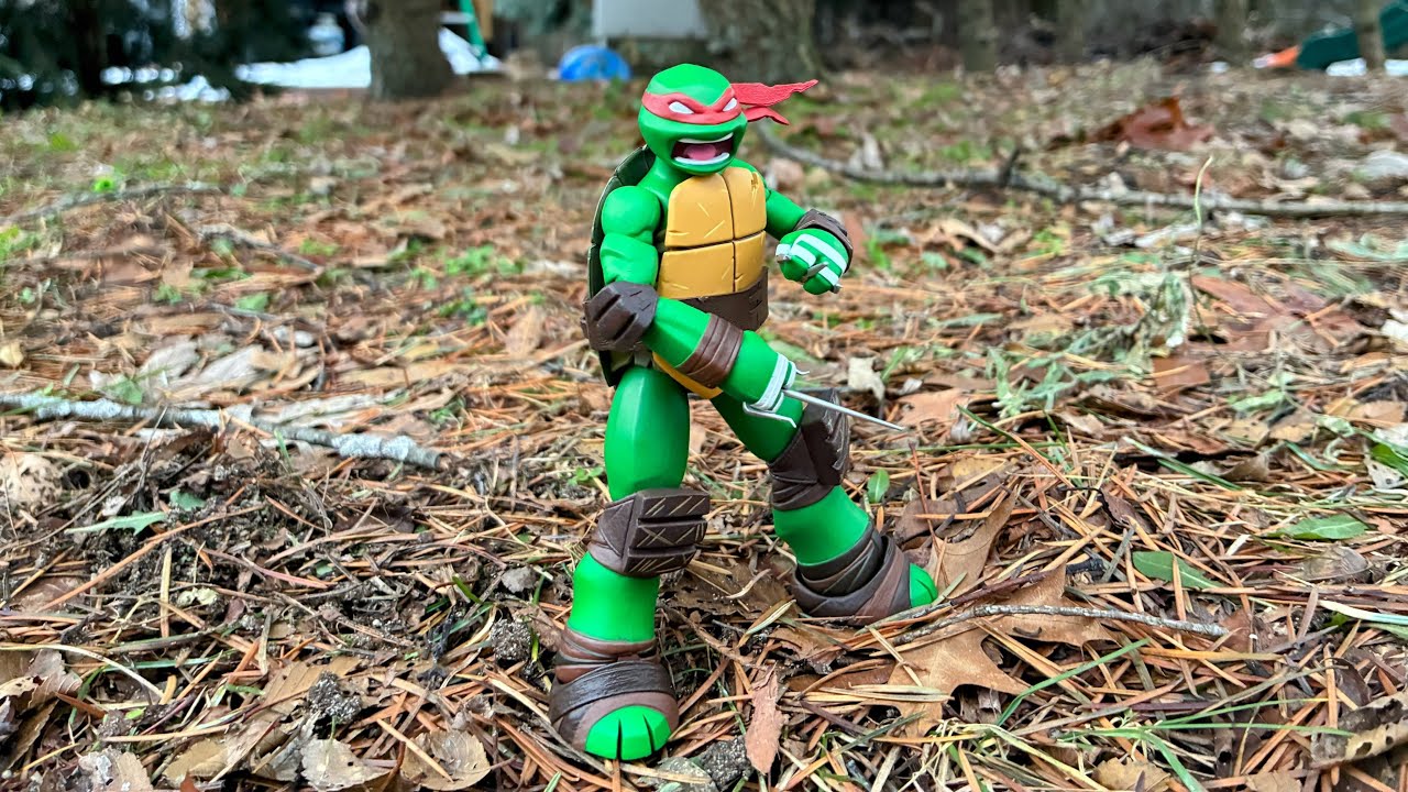 Обзор фигурки Рафаэля из серии TMNT 2012 от NECA! А ещё завтра Рождество будет скромным.