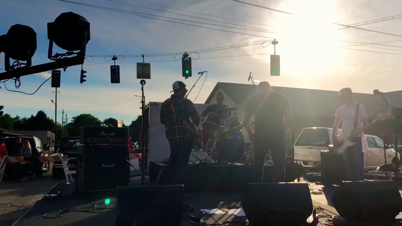 “Black Eyes” - Bradley Cooper COVER by The Royal Tease
