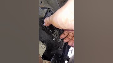 How to bleed a clutch lower cylinder no bubbles #shorts #howto #knowledge #mustwatchvideo #diy