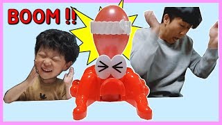 문어 풍선이 터지는 보드게임 ! 장난감 놀이 LOL 장난감을 누가 갖게 될까? Balloon Board Game Toys Kids Play screenshot 2