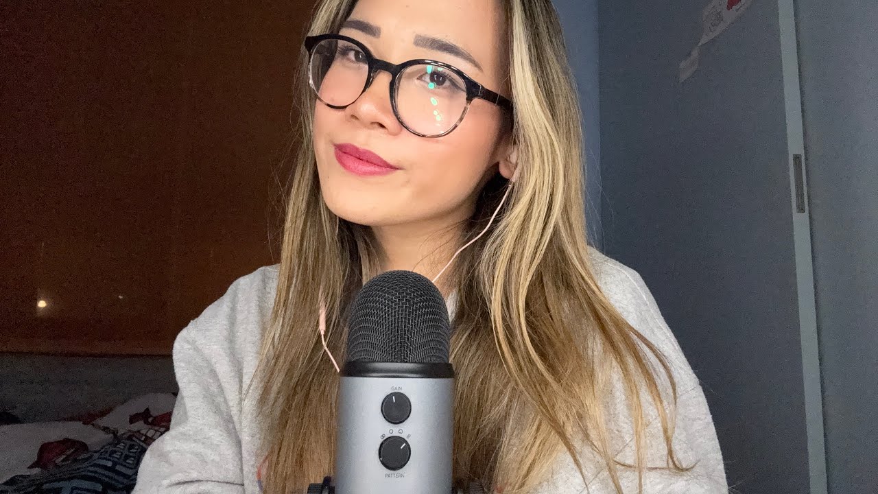 ASMR ESPAÑOL - Examen Craneal Rápido y Relajante👩🏻‍⚕️🧠