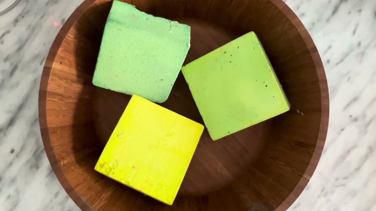 2 Crunchy Dyed Blocks and 1 Reform with Dusty Powder Play | Gym Chalk ASMR to Calm Anxiety 💚