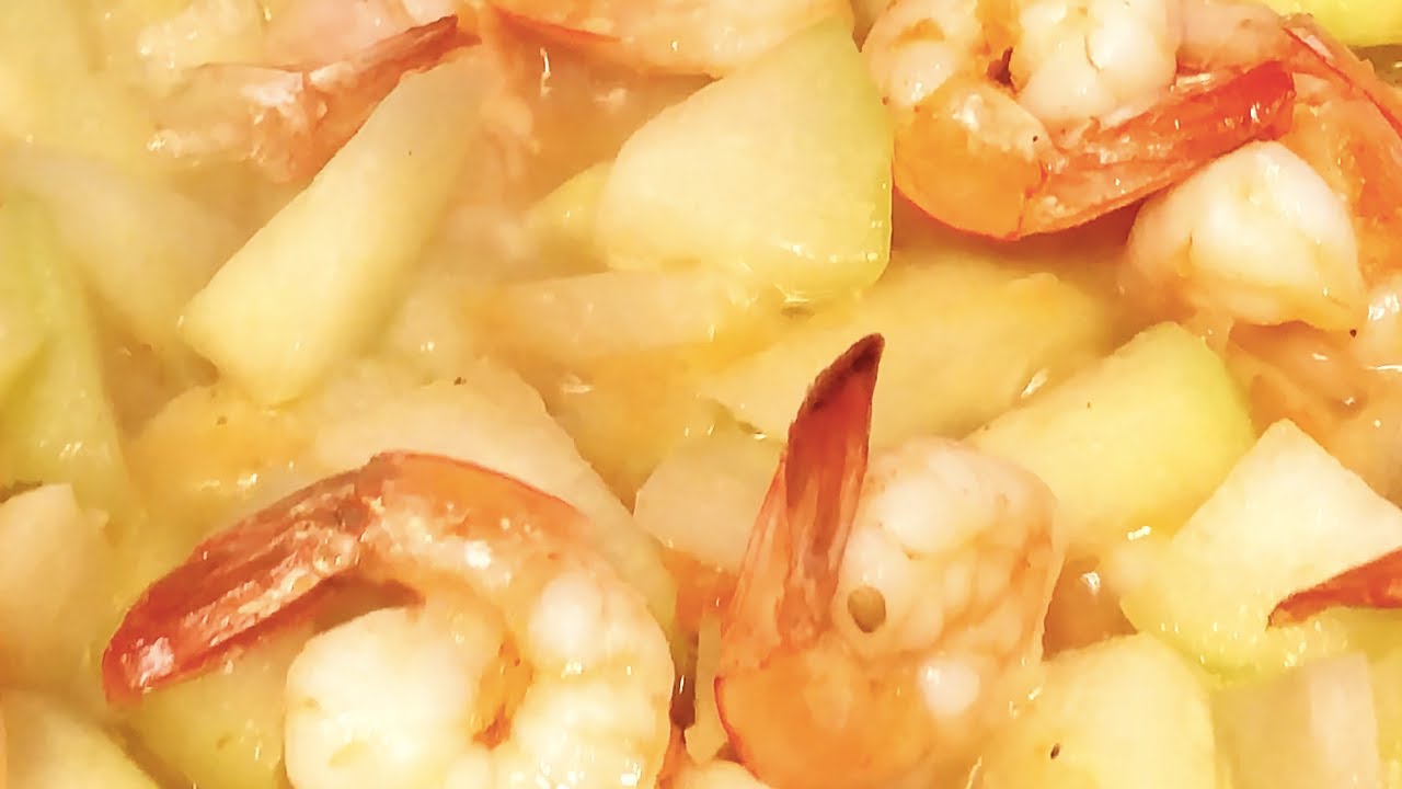 Chayote with shrimps recipe