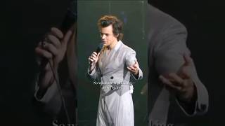 Harry Styles’ CUTEST Reaction to Loyal Fans After 21 Shows! 🥹💫
