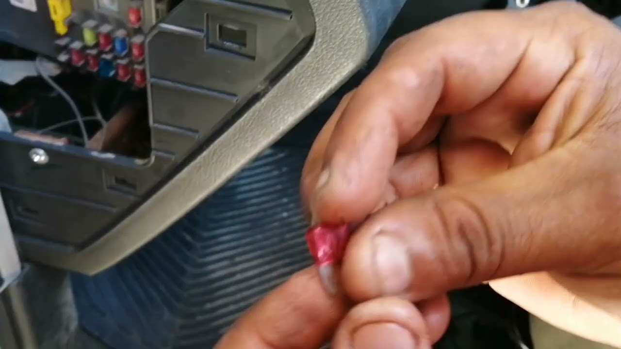 Por qué no aparece el check engine en mi tablero _No da marcha y no Enciende el Tablero.