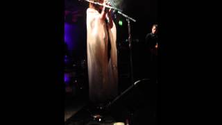 Chelsea Wolfe performing "Sick" live