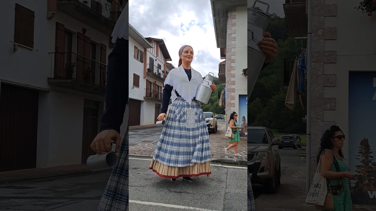 #gigantes de #oronoz-mugairi #irurita #gigantesdenavarra #erraldoiak #gegants #tradiciones #folklore