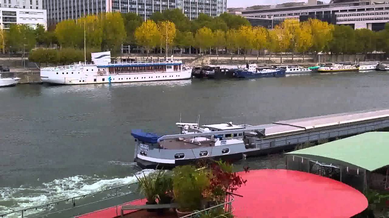 Transport Fluvial sur La Seine