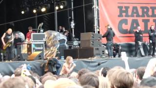 Video thumbnail of "Iggy And The Stooges- I Wanna Be Your Dog live at Hard Rock Calling festival"
