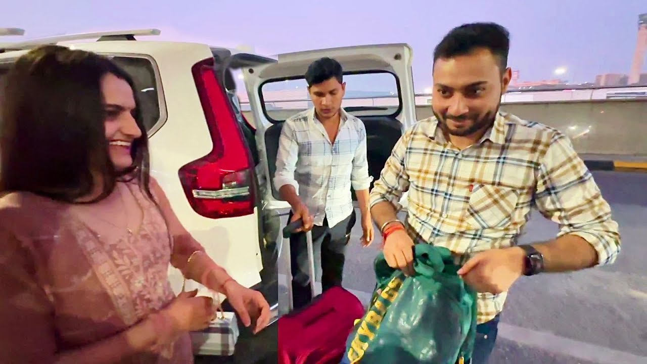 शादी होते ही  “Secret TRIPS” पर निकल पड़े सारे !! 😁🔥