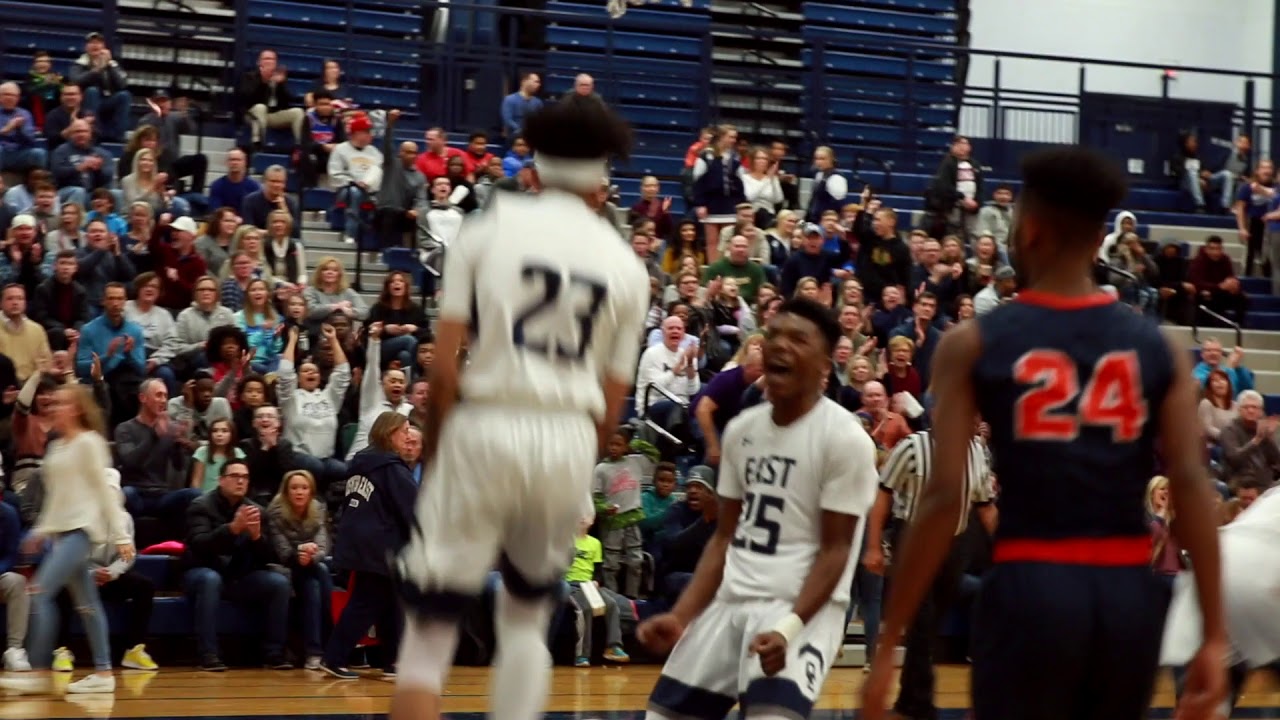 Oswego East 2018-2019 Varsity basketball has some talent Rayj Dennis, Demari Grant, Kam Battle