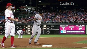 SF@PHI: An infield single and an error lead to a run