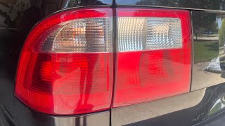 2004 Saab 95 wagon rear turn signal bulb replacement 
