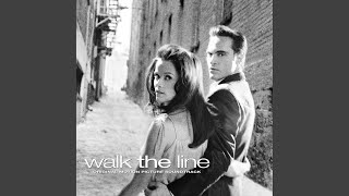 Video thumbnail of "Joaquin Phoenix - I Walk The Line"
