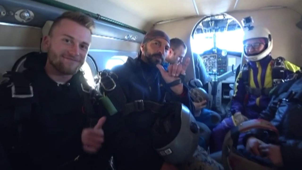 Skydiving in Arizona - YouTube