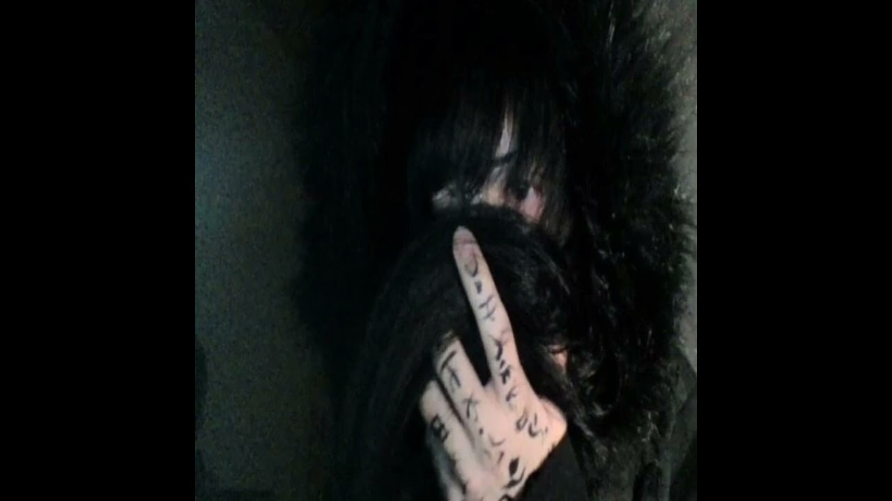 hijuslove - SH*TSHOW [im1ky] 