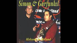Here it's back... Simon & Garfunkel live from Amsterdam in 1970. En...