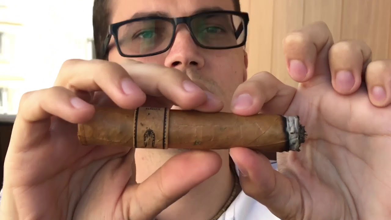 Leaf by Oscar Connecticut (обзор крафтовой сигары)