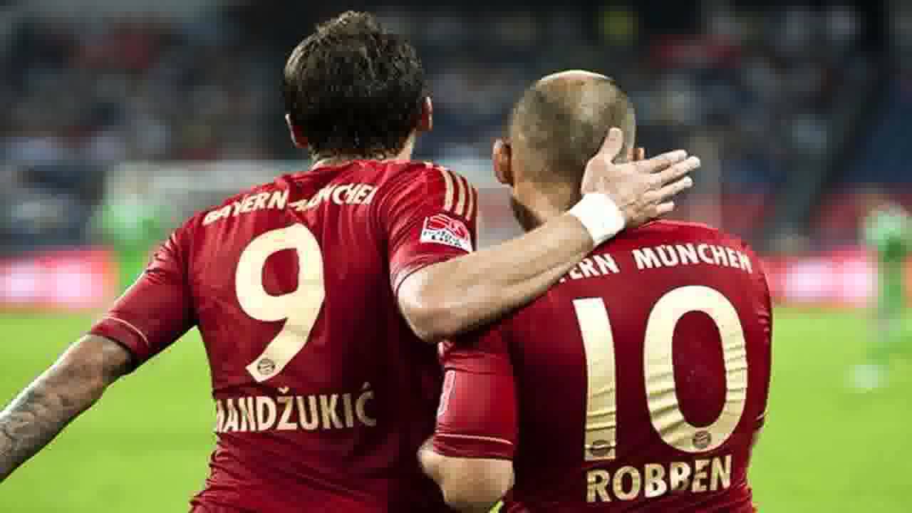 Bayern Munich 0-2 Inter Milan - Jose Mourinho Crying and Cel